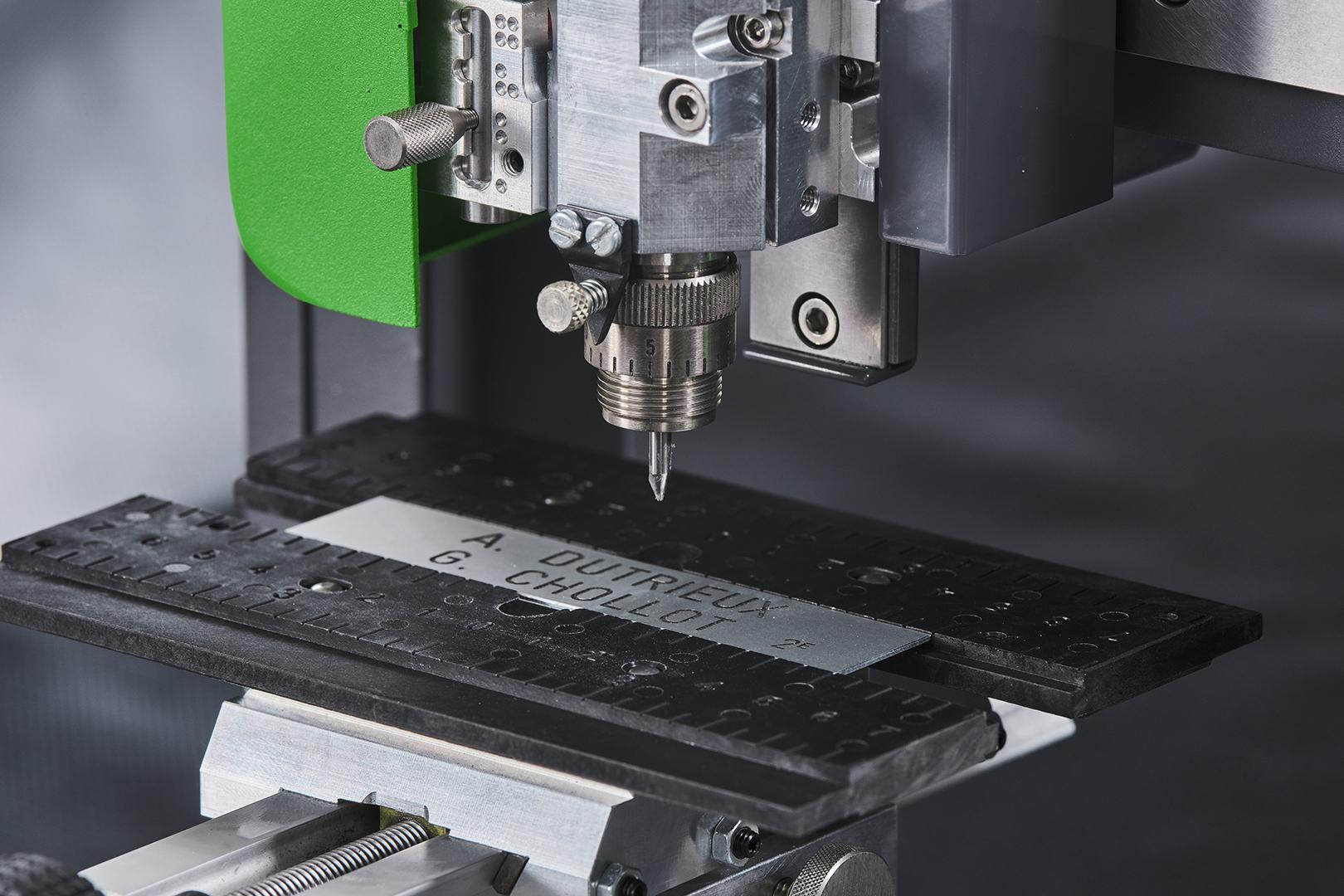 M20 - ENGRAVING STATION  Gravograph becomes Gravotech