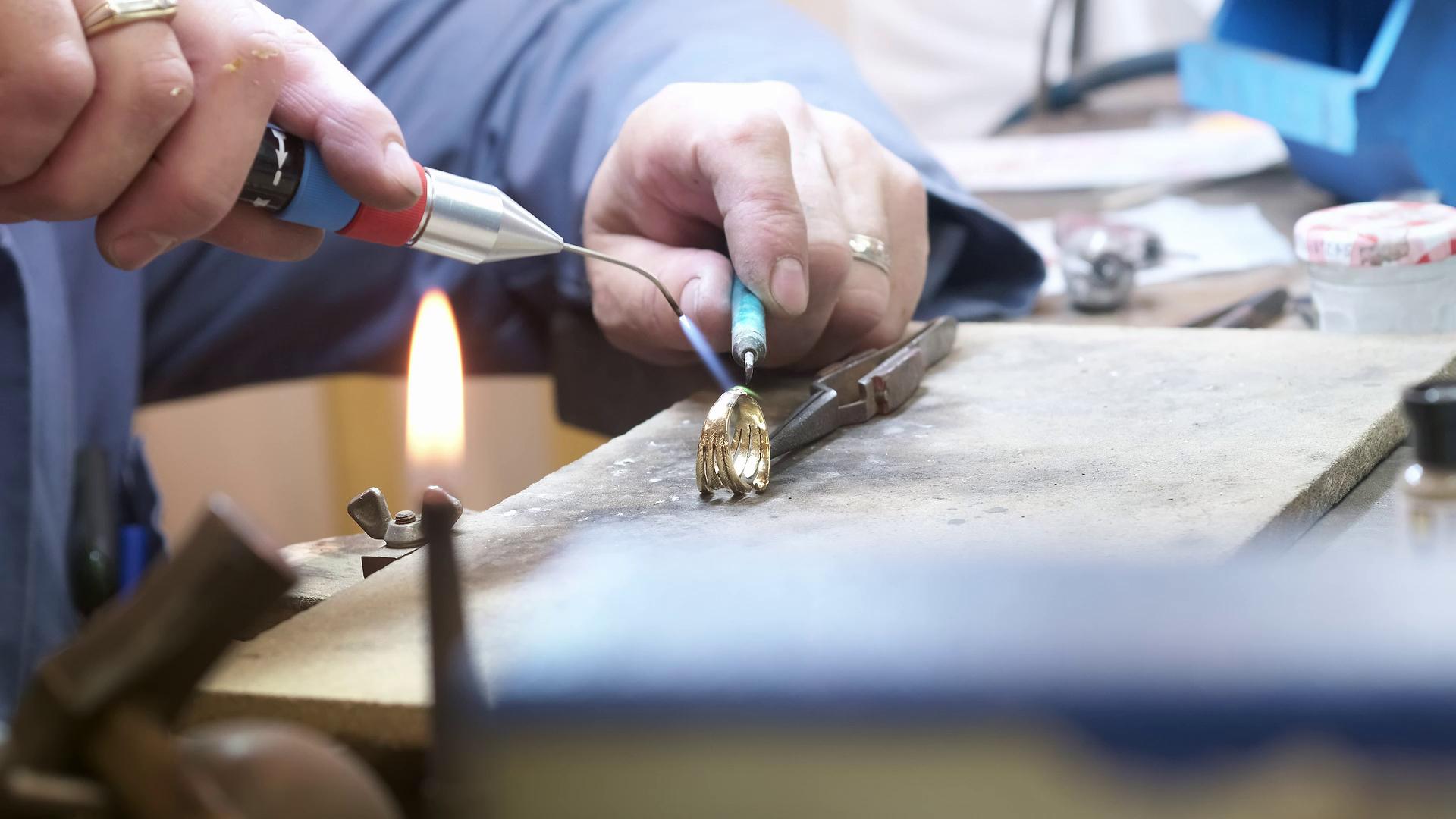 Jewelry engraving solutions Gravotech
