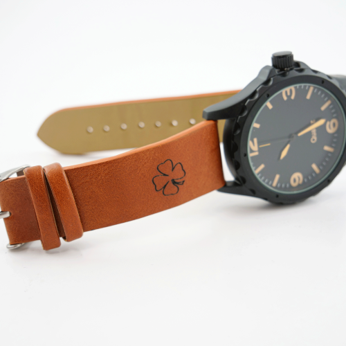 Banner leather watchband engraving